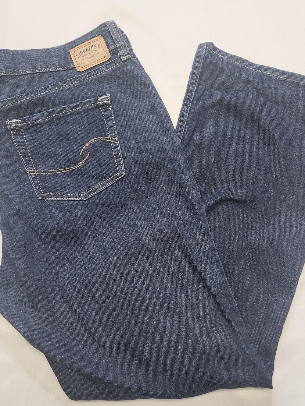 Signature Levi Strauss Jeans Womens 16 Med Blue Low Rise Bootcut Dark Denim